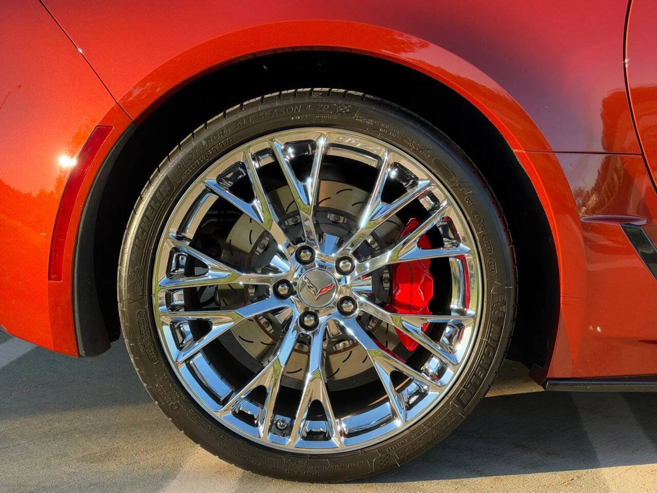 Used 2015 Chevrolet Corvette Z06 w/ 2LZ Preferred Equipment Group RWD image 40