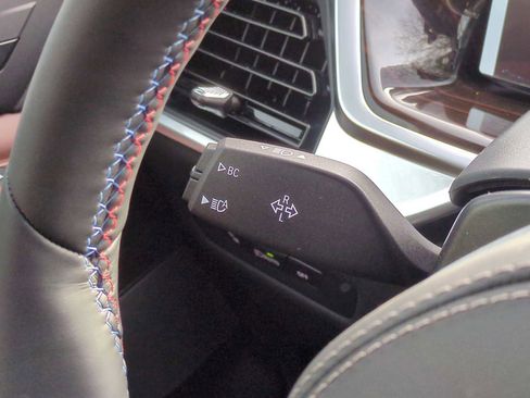 Used 2026 BMW X5 M60i AWD/4WD image 28