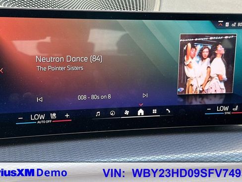 Used 2025 BMW i4 eDrive40 w/ M Sport Package image 33