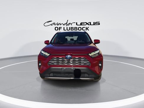 Used 2022 Toyota RAV4 Limited image 3