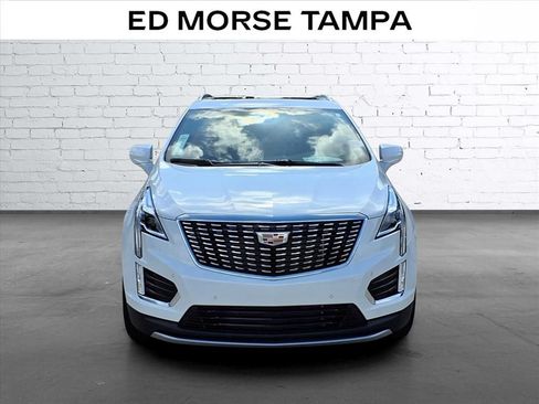 Certified 2024 Cadillac XT5 Premium Luxury FWD image 6