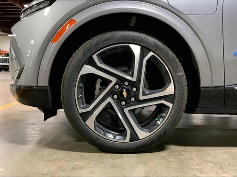 New 2026 Chevrolet Equinox EV LT FWD image 11
