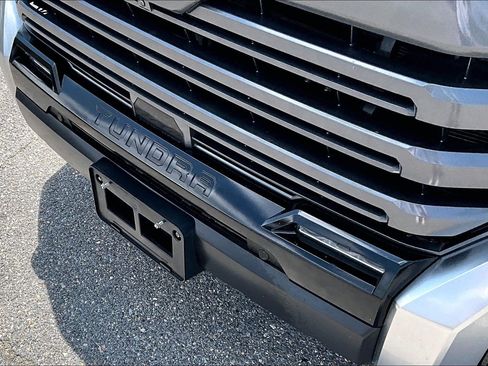 Used 2023 Toyota Tundra Limited AWD/4WD image 35