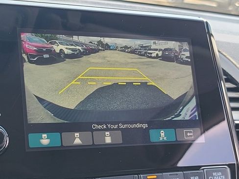 Used 2023 Honda Odyssey Elite image 20