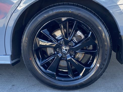 Used 2023 Honda Odyssey Sport image 7