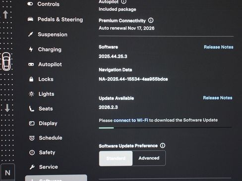 Used 2022 Tesla Model S Plaid image 33