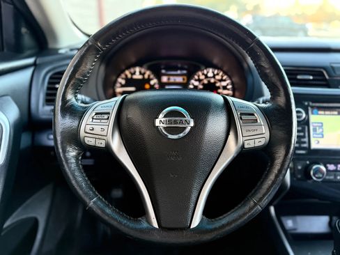Used 2015 Nissan Altima 2.5 SL w/ Technology Package image 25