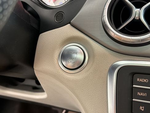 Used 2015 Mercedes-Benz CLA 250 4MATIC image 17