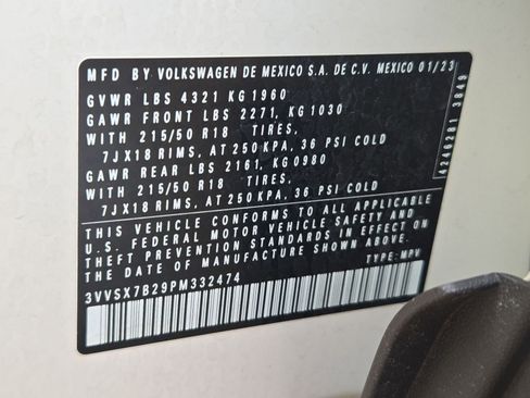 Used 2023 Volkswagen Taos SE w/ Black Wheel Package image 33