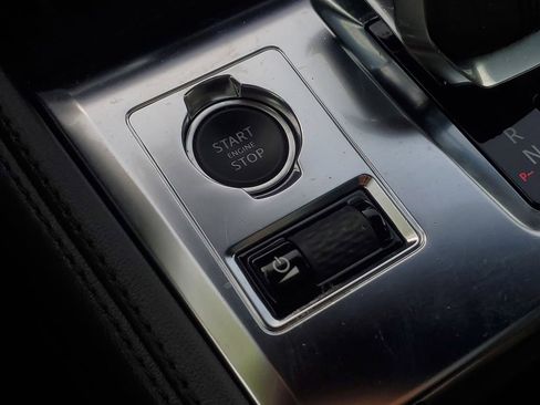 Used 2021 Jaguar F-PACE S image 22