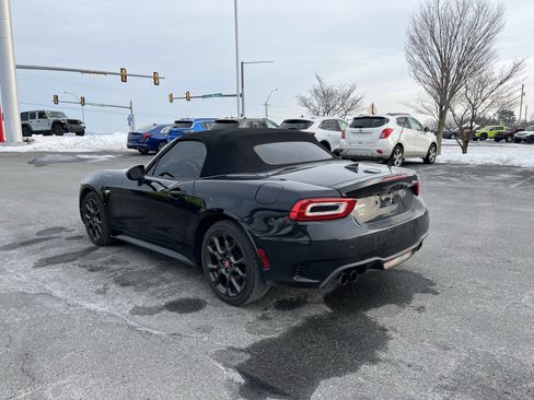 Used 2017 FIAT 124 Spider Abarth image 4