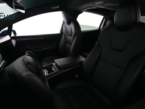 Used 2023 Tesla Model X AWD/4WD image 4