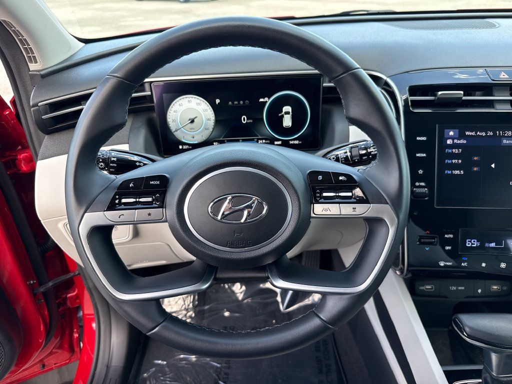Used 2022 Hyundai Tucson SEL w/ Convenience + Premium Package FWD image 15