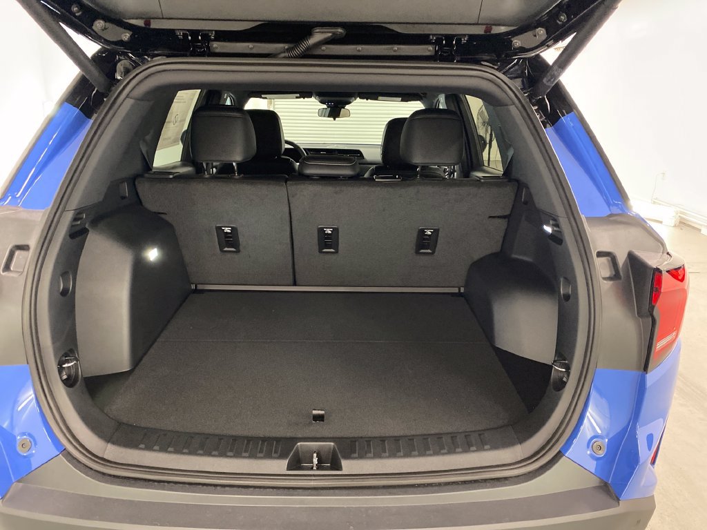 New 2027 GMC Terrain Elevation w/ Elevation Premium Package FWD image 8