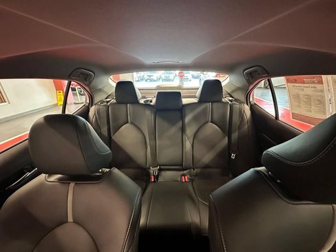 Used 2024 Toyota Camry XSE FWD image 16