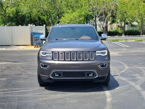 Used 2020 Jeep Grand Cherokee Overland AWD/4WD image 8