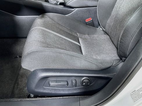 Used 2024 Honda Accord Sport image 19