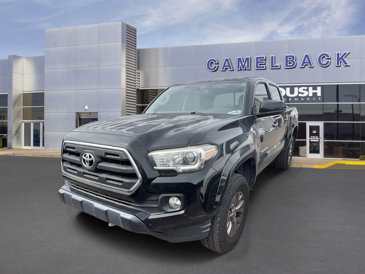Used 2016 Toyota Tacoma SR5 w/ SR5 Appearance Package (SN) RWD image 2