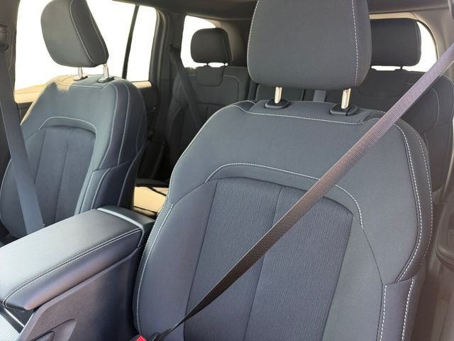 New 2026 Jeep Grand Cherokee Laredo X AWD/4WD image 13