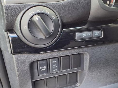 Certified 2021 Nissan Titan SV w/ SV Convenience Package image 29