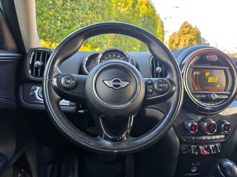 Used 2017 MINI Cooper Countryman image 18