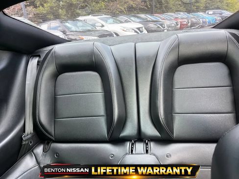 Used 2022 Ford Mustang GT Premium w/ Black Accent Package RWD image 18