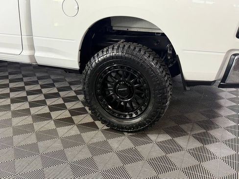 Certified 2025 RAM 2500 Big Horn AWD/4WD image 11
