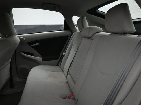 Used 2011 Toyota Prius Three image 17