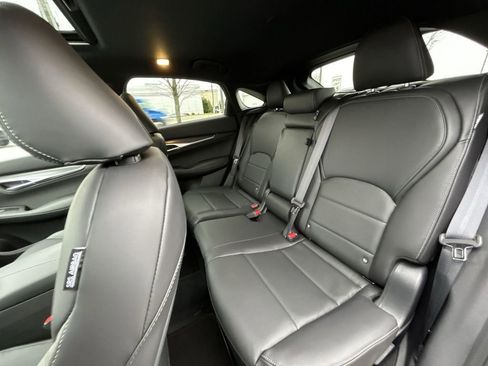 Certified 2024 INFINITI QX55 Luxe w/ Cargo Package AWD/4WD image 13
