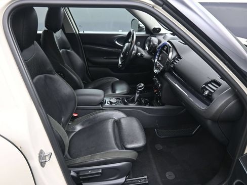 Used 2018 MINI Cooper Clubman S FWD image 32