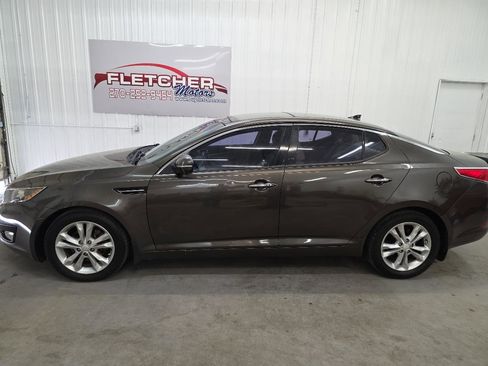 Used 2013 Kia Optima EX w/ Premium Pkg image 7