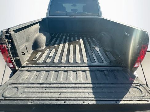 Used 2014 RAM 2500 Tradesman w/ Chrome Appearance Group AWD/4WD image 23