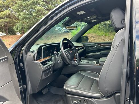 Used 2022 Cadillac Escalade ESV Premium Luxury w/ Performance Package AWD/4WD image 39
