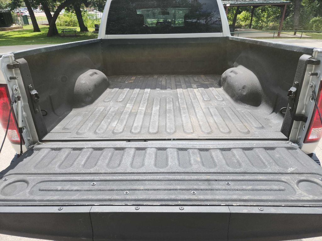 Used 2018 RAM 2500 Tradesman w/ Chrome Appearance Group AWD/4WD image 9