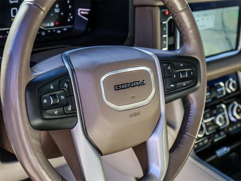Used 2022 GMC Yukon XL Denali w/ Denali Ultimate Package image 33
