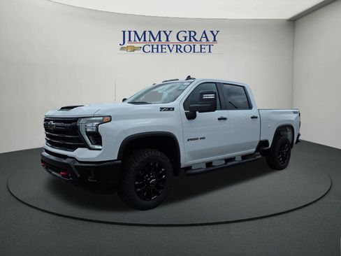 New 2026 Chevrolet Silverado 2500 LT w/ Trail Boss Package AWD/4WD image 1
