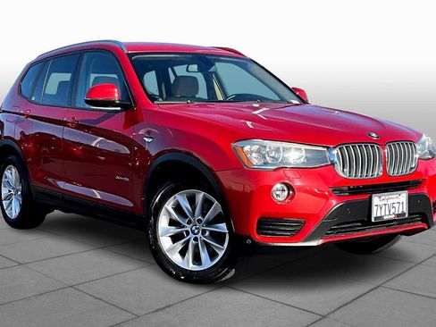 Used 2017 BMW X3 xDrive28i image 2