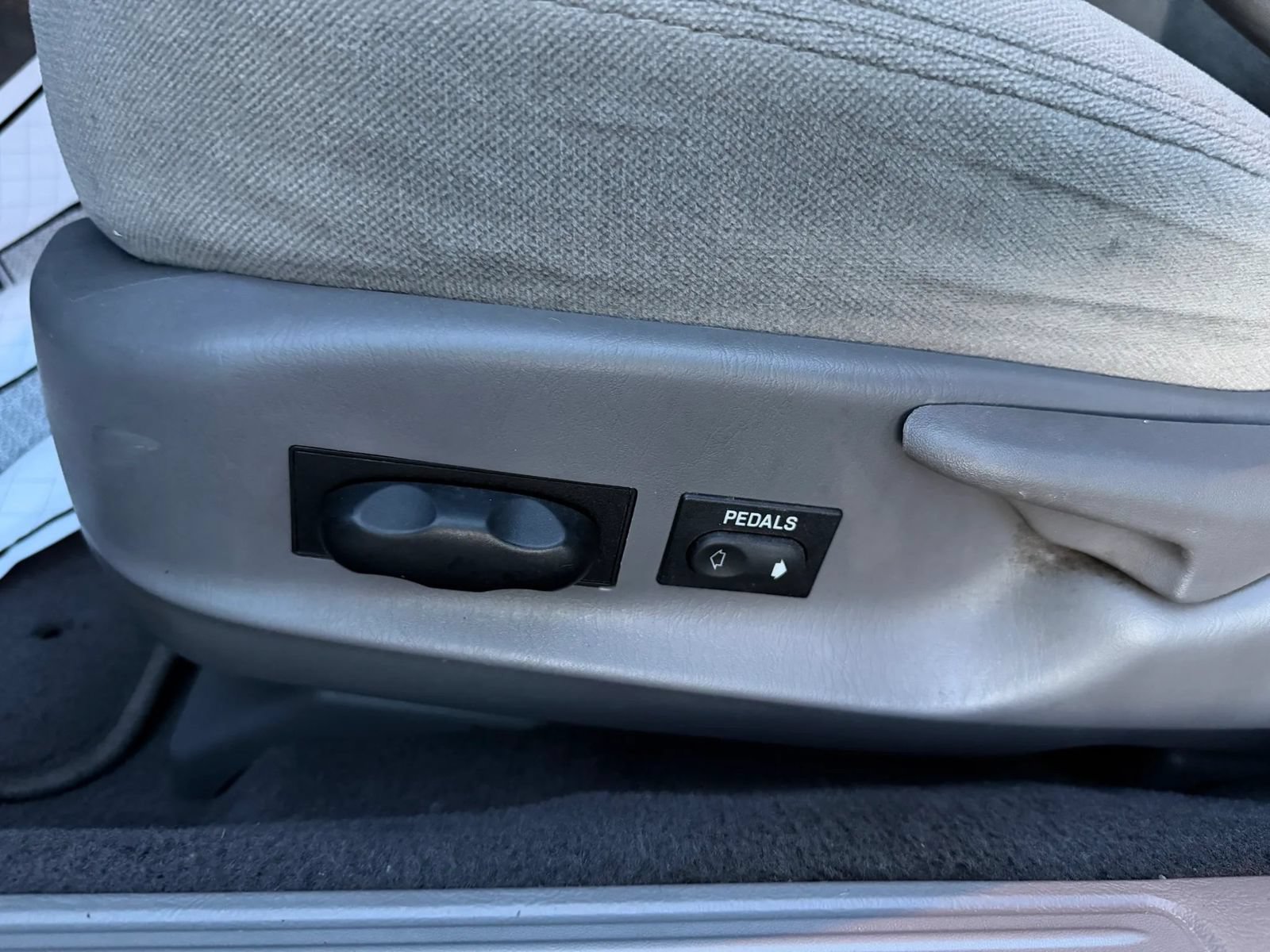 Used 2001 Ford Taurus SES FWD image 24