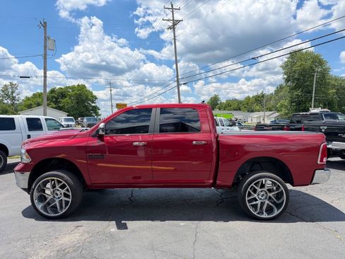 Used 2015 RAM 1500 Laramie AWD/4WD image 2