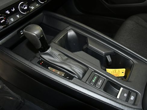 Used 2023 Honda Accord EX image 31