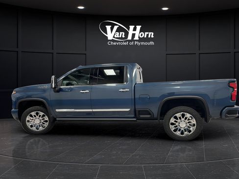 New 2026 Chevrolet Silverado 2500 High Country w/ High Country Premium Package AWD/4WD image 4