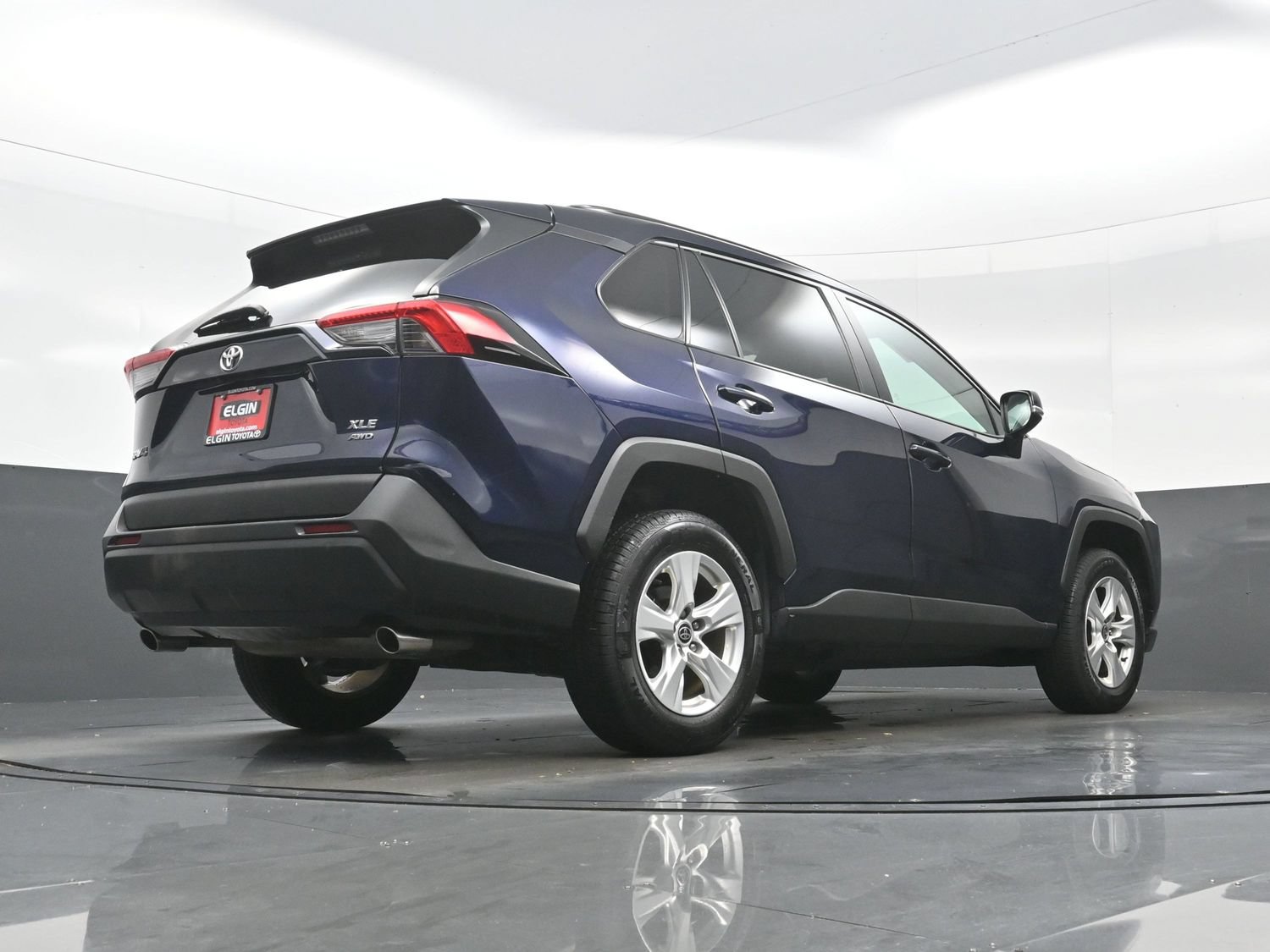 Used 2021 Toyota RAV4 XLE w/ Convenience Package AWD/4WD image 32