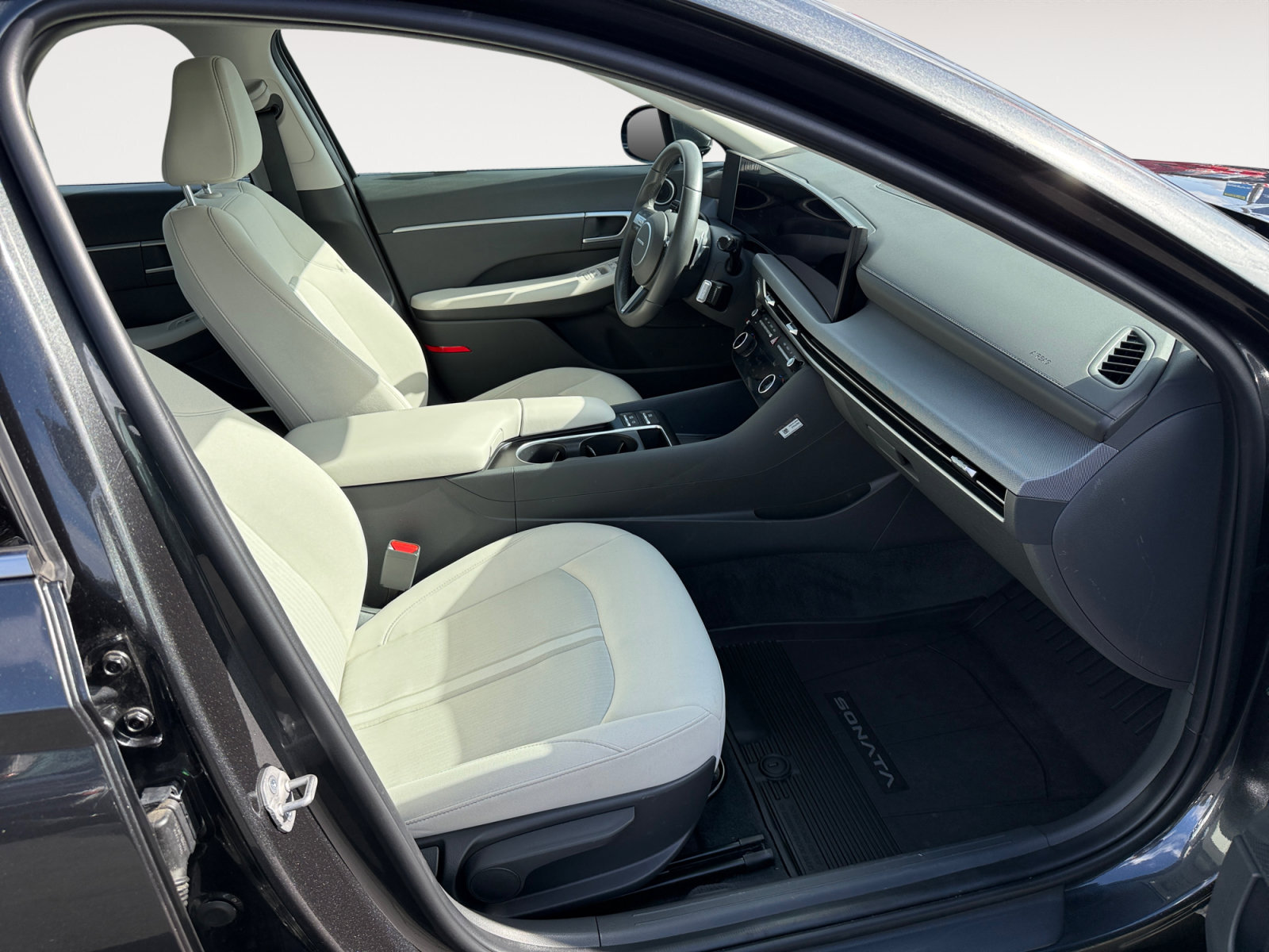 Certified 2025 Hyundai Sonata SEL FWD image 19