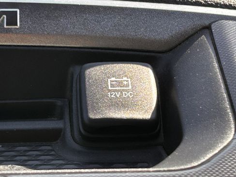 Certified 2022 RAM 1500 Laramie image 30