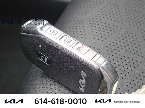 Certified 2024 Kia Seltos SX w/ SX Sunroof Package AWD/4WD image 33
