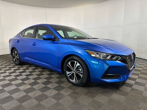 Used 2021 Nissan Sentra SV image 2