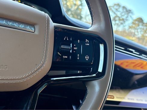 Used 2023 Land Rover Range Rover Sport SE Dynamic image 18