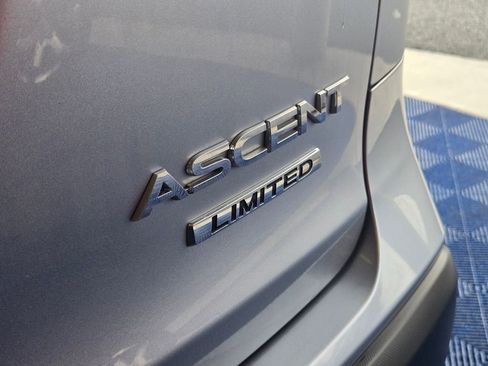 Used 2023 Subaru Ascent Limited image 29