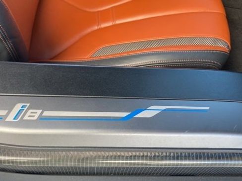 Used 2019 BMW i8 Coupe image 16