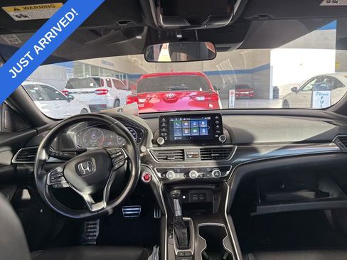 Used 2021 Honda Accord Sport image 6